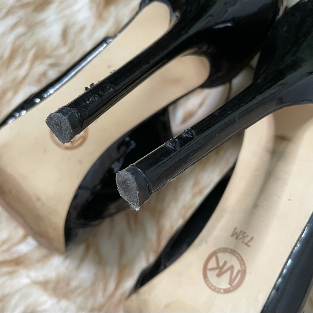 Michael Kors Tamara patent leather peep toe - Picture 13 of 13